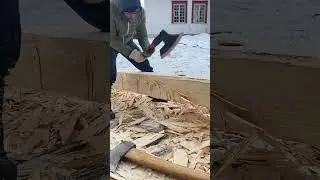 Hand hewing with Northmen Goosewing axe