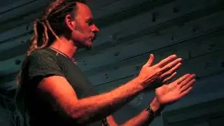 VisionaryGuitar The Class Experience with Nik Tongue