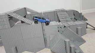 SCX30 on CRAWLAGON XL-LANDSCAPE Conex Accessory pack 2!