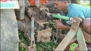 Tractor stuck in the mud#rescue #tractor #tractorstunt #tractorvideo #tractorlover #johndeere