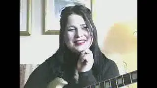 Guitar Lesson with Louise Post of Veruca Salt