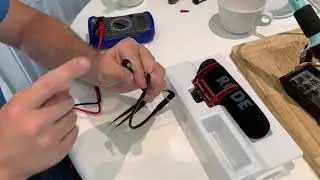 Add an external mic to Canon EOS 1100d