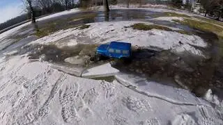 RC CRAWLER ICE AND WATER CROSSING