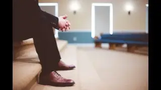 Julie Binks Livestream Broadcast