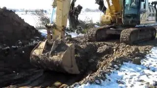 Cocco Massimo con Cat 320C Scavi.....