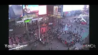 Live cam of Times Square from earthcam comparison The Website Vs Channel ￼from YouTube 