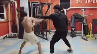 BOXING WITHOUT RULES IS HILARIOUS 😭 #boxing #punch #boxinghighlights #highlights #funny #funnyvideo 