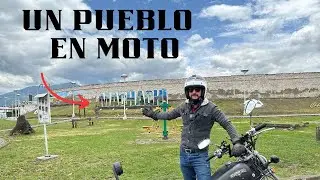 ROCKZONO RECORRIENDO EL POBLADO DE MACHACHI EN MOTO