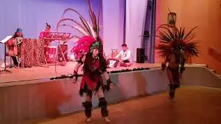DANZAS DEL SEXTO SOL-DANZA DEL MAIZ 'TLAOLLI'-A. Pantale&oacute;n - COSMODANZA en Berl&iacute;n Dahlem 