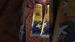 The Body Shop Hand Cream Vanilla Pumpkin