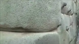 Difference between Megalithic and Modern walls.