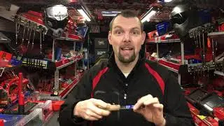 NICK THE TOOL: WOODEN HANDLE SCRAPER