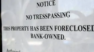 CBS Evening News with Scott Pelley - Foreclosure rates drop for all the wrong reasons