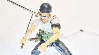 He gonna break there bone#actionfigures #toy #stopmotion #onepiece #fypシ #fyp #zoro #anime #cool 