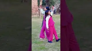 Dhurandar song #trandingreels #subscribe #ekmotahathighumechala #viralvideo #dancergirls