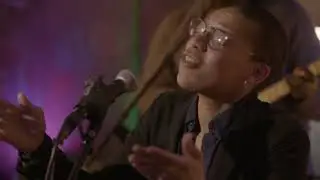 Live at Electric Garden: Krystle Warren & The Faculty - 