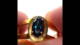 Blue Sapphire 1.44ct Solid 21K Yellow Gold Ring