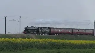 Black 5 44932 storms through Fenland with 