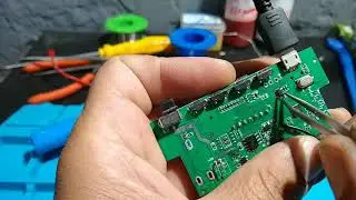 caixa bluetooth n&atilde;o liga nada