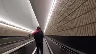The Radical Problem With Internet Communities (Atlanta Airport)