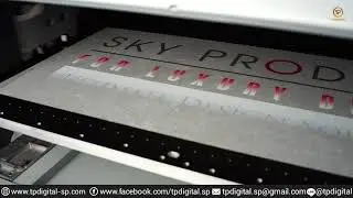 พิมพ์แผ่นอลูมิเนียม แผ่นโลหะ แผ่นสแตนเลส พิมพ์ลายลงบนแผ่นอลูมิเนียมสีเงิน  ลาย SKY PRODUCT