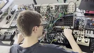 Eurorack Live Drum and Bass: Varial - Last In The Jungle