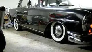 Bagged Classic Mercedes Benz 