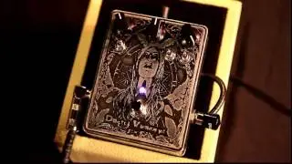 Triangle Muff