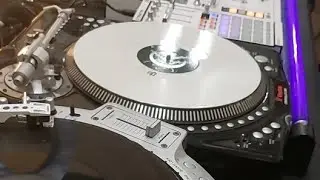 The Cutting Edge - Live! Cuts! DjHypnotize and the SkratchSociety SkratchVlog