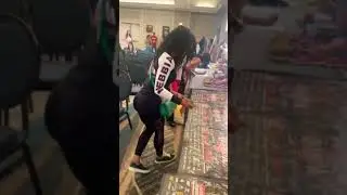 Ms Bikini Olympia Jen Dorie signing