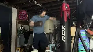 RDX 5ft 119lb heavy bag with 16oz sanabul gloves work out no experience just determination 