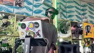 IVOGROOVE sessions: YOGIO