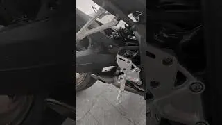 2024 CB650R: Stock pipe vs full Akrapovic system #cb650r #akrapovic