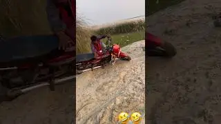 Gone wrong😱🥶Drunken Live accident splendour #funny #accident#bike