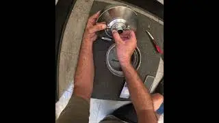 How to open amsec star round safe. #amsec #star #safes #roundsafe #floorsafe