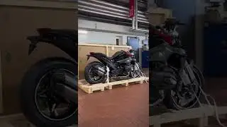 New BMW R1300 R unboxing #r1300r #motorcycle #short #motorbike #motorrad  #オートバイ #r1300rs #bikelife