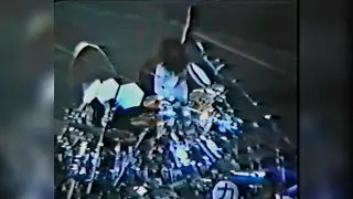 Eric Carr(KISS)-drum solo 12/19/87 New Haven,CT
