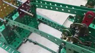 Inside the 'Oil Bath' - Meccano demonstrator of Bulleid valve gear.