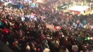 Raw crowd sings Fandango's theme song!