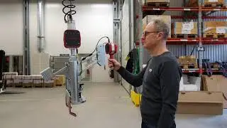 Customized end effector for bathroom appliances | Binar Handling