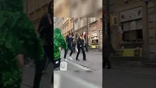 Человек-Куст пугает людей. Bushman PRANK 