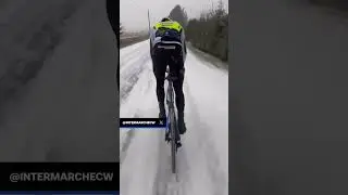 A bit of snow doesn't stop cyclists from training 🥶💪 #Shorts
