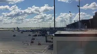 American Airlines Flagship Lounge Tarmac and Downtown View, Chicago O'Hare International Airport T3