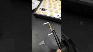 Модификация стабилизаторов клавиатуры Holee против Plumbers. Какой вариант вам нравится больше и ...