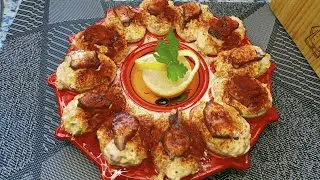 Huevos rellenos de Pulpo a la Gallega 😋😋😋#huevos #rellenos #pulpo #gallega 