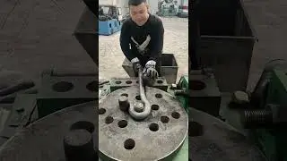 Hydraulic press bending giant anchor bolts