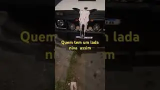 Um carro russo raro Jeep lado n&iacute;vel