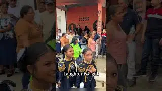 El mimo en la calle haciendo su arte#humor#viral#videoviral#parati#fyp