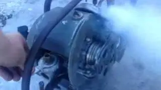 Comet norskprodusert dieseldrevet motorsag fra ca. 1950  (Comet Norwegian Diesel Powered Chainsaw)