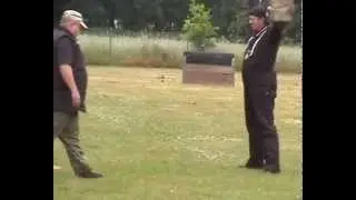 Enzo van de vurige Wolf beim Revieren